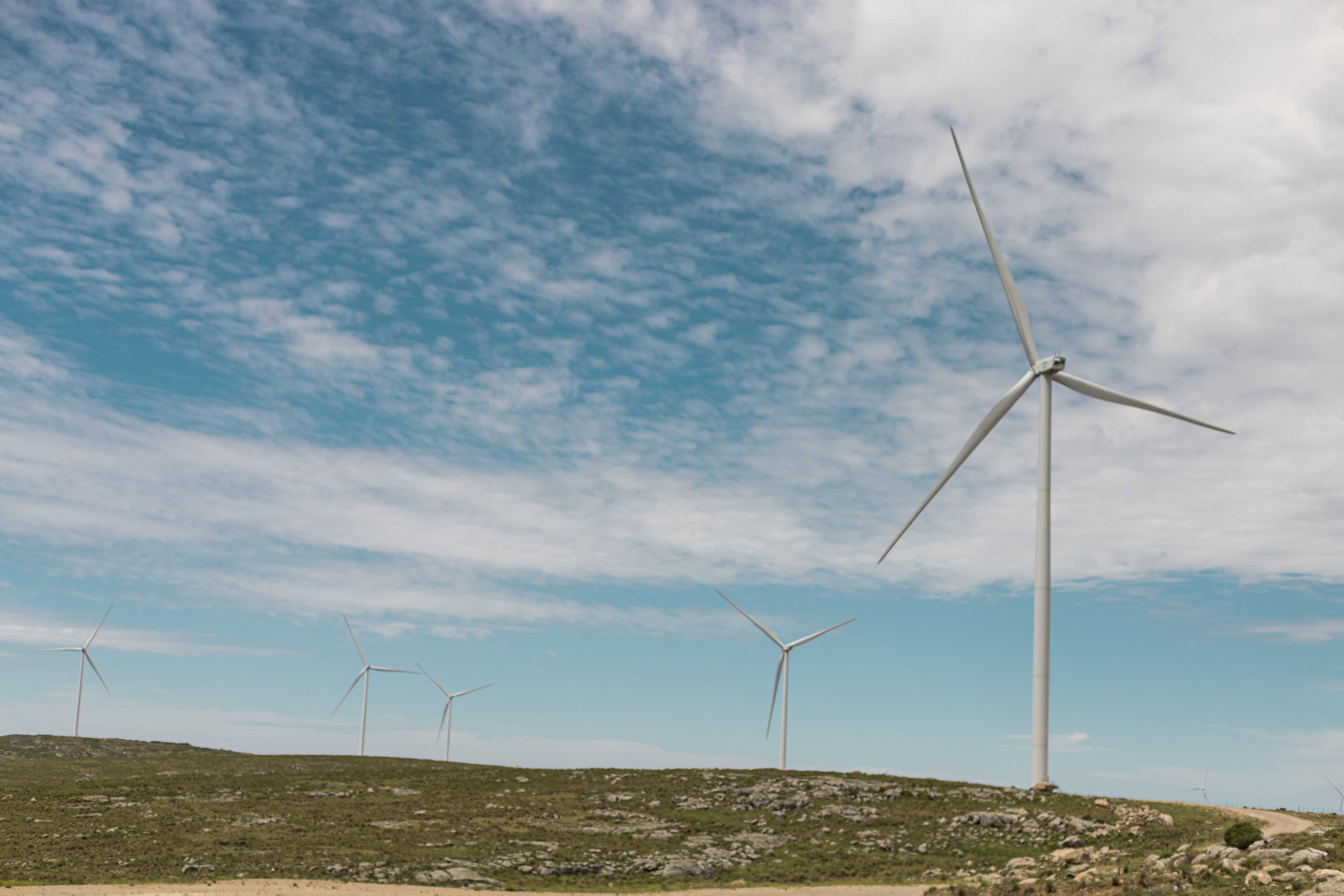 YPF Luz continúa creciendo en energías renovables: con una inversión de más de 260 MMUSD construirá su cuarto parque eólico en  Córdoba